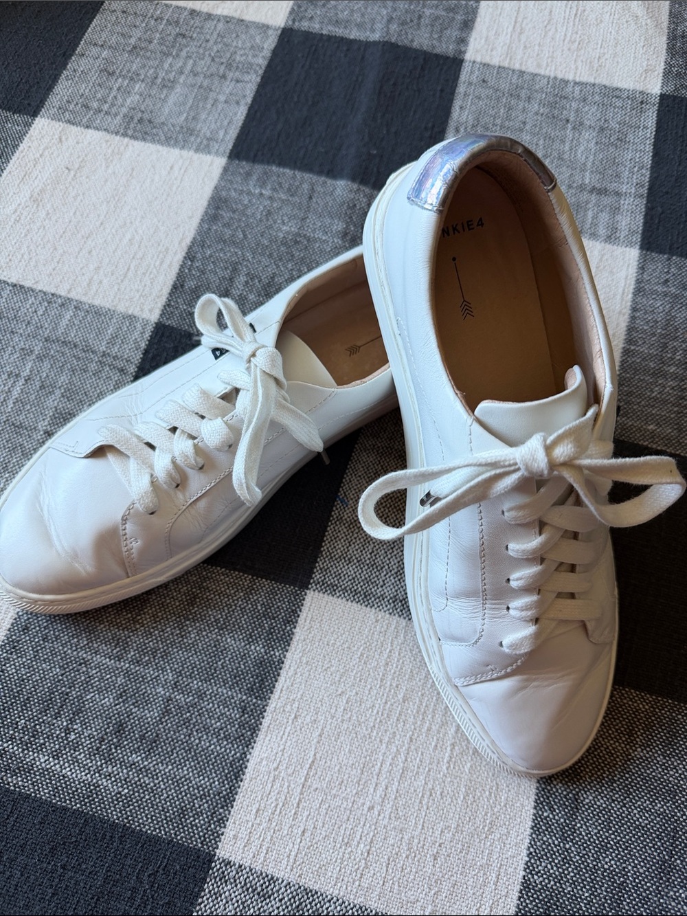 White Leather Women's Low-Top Sneakers with Iridescent Heel